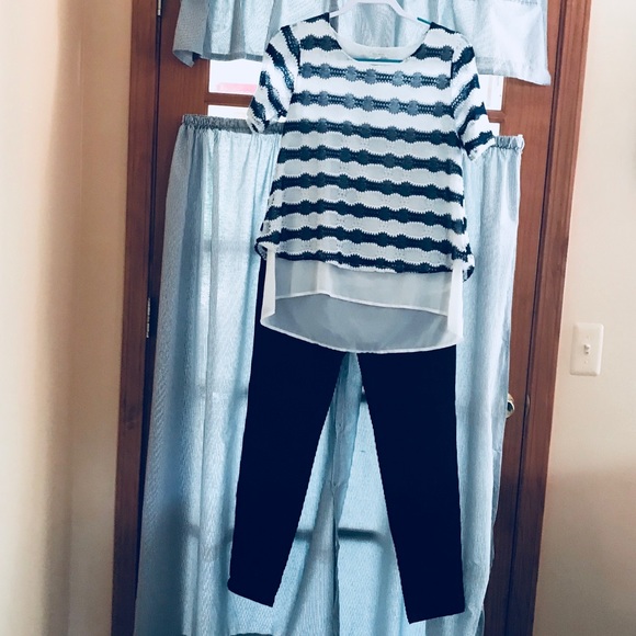 Women’s Jeans - Picture 3 of 3